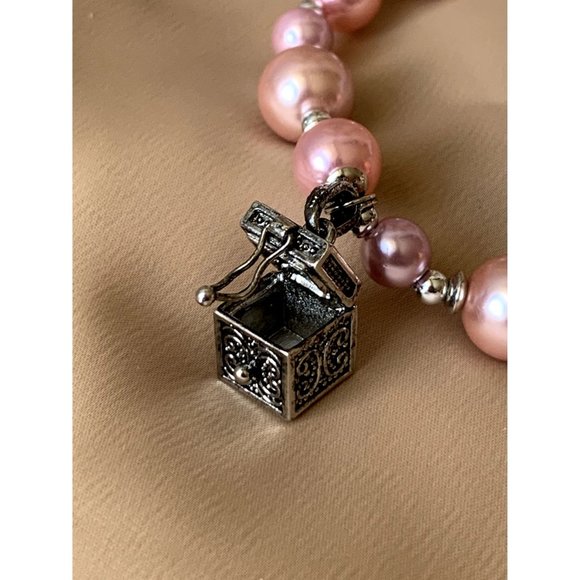 Valerie Parr Hill Faux Pearl Prayer Box Bracelet NEW WITH TAG - Picture 3 of 6